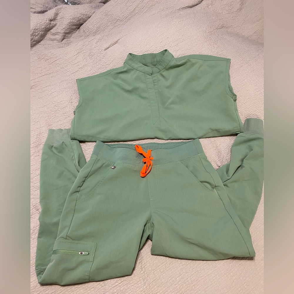 Surgical green scrubs
